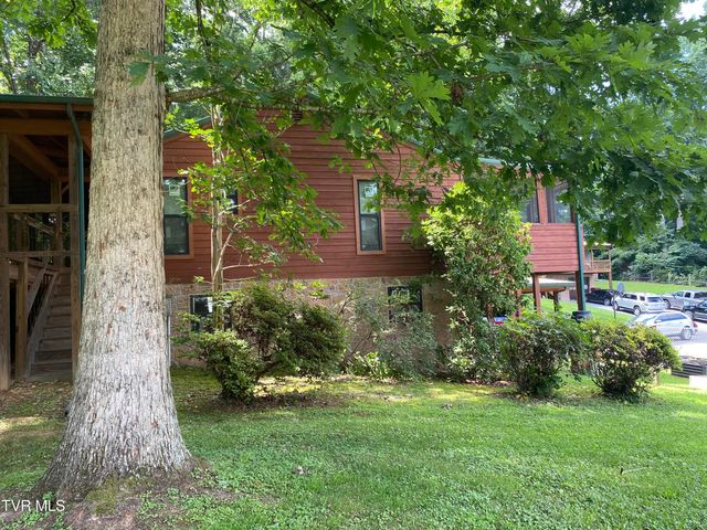 1970 Michael Drive, Johnson City, TN 37604