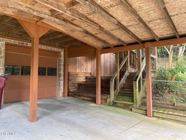 1970 Michael Drive, Johnson City, TN 37604