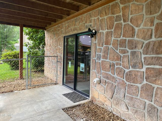 1970 Michael Drive, Johnson City, TN 37604