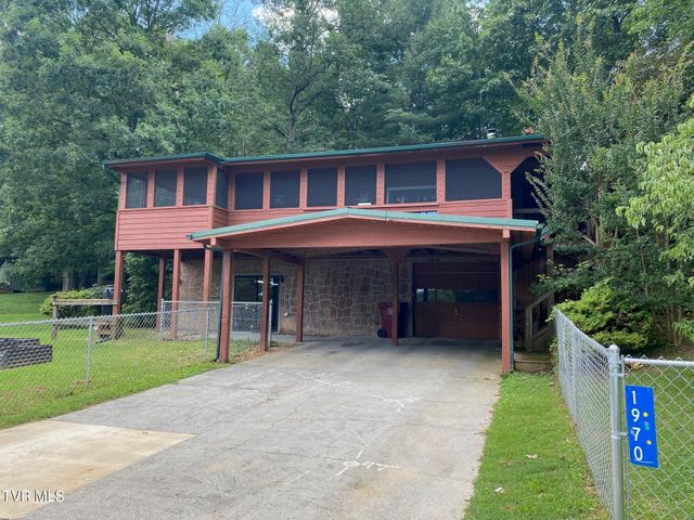 1970 Michael Drive, Johnson City, TN 37604