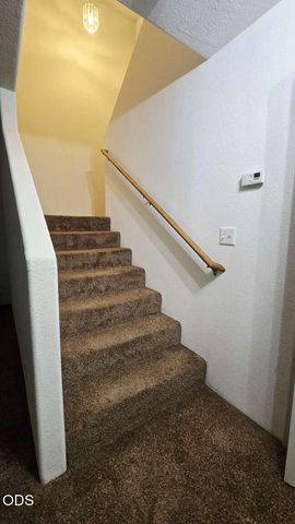 1012 Sunrise Way, Central Point, OR 97502