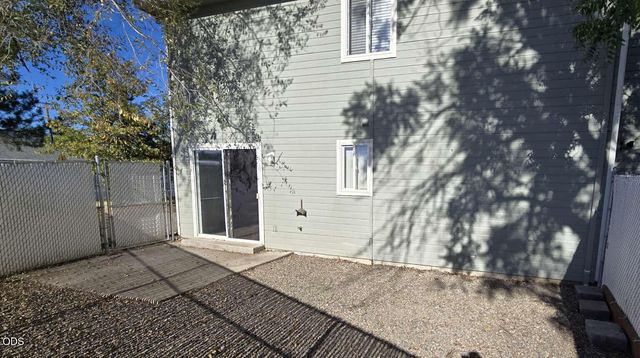 1012 Sunrise Way, Central Point, OR 97502