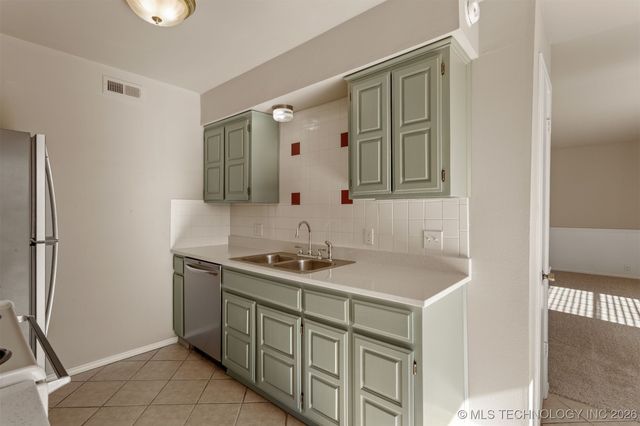 4303 E 68th Street 628, Tulsa, OK 74136