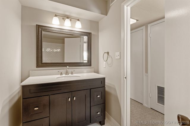 4303 E 68th Street 628, Tulsa, OK 74136