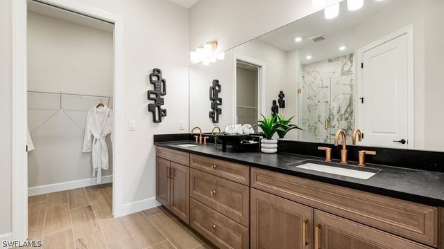 15345 Giardino DR 12-202, Naples, FL 34114