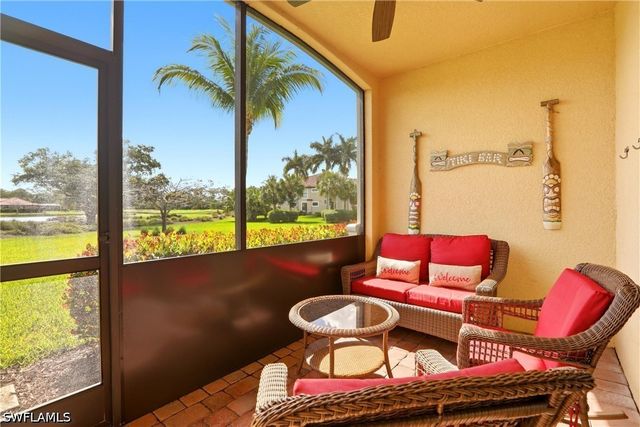 9844 Venezia CIR 714, Naples, FL 34113