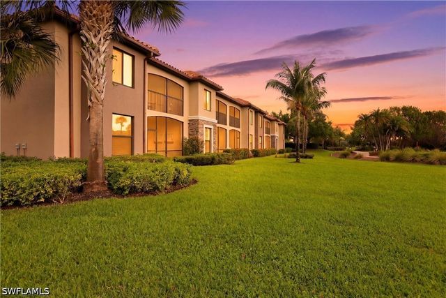 9844 Venezia CIR 714, Naples, FL 34113