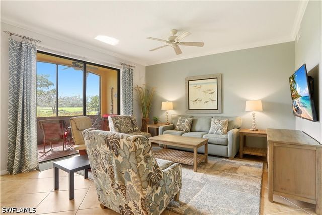 9844 Venezia CIR 714, Naples, FL 34113