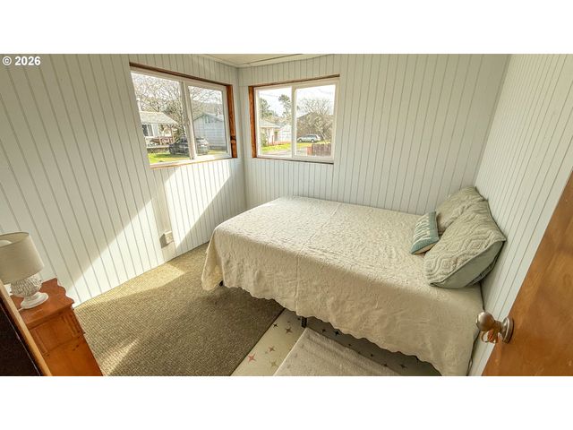 35390 RUEPPEL Ave, Pacific City, OR 97135