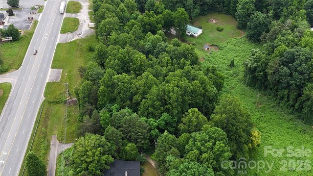 9999 US 221 Business Extension N 3, Marion, NC 28752