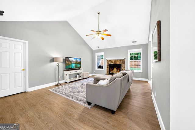 118 Rockwind Way, Demorest, GA 30535