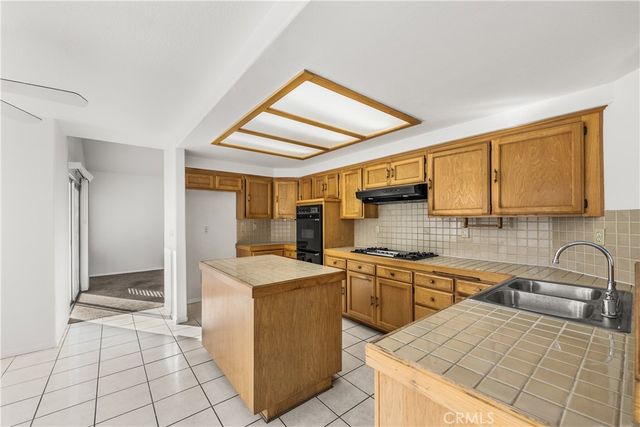 6110 Meredith, Palmdale, CA 93552