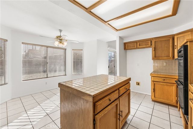 6110 Meredith, Palmdale, CA 93552