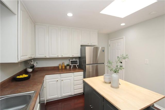 346 Carpenter Drive 75, Atlanta, GA 30328