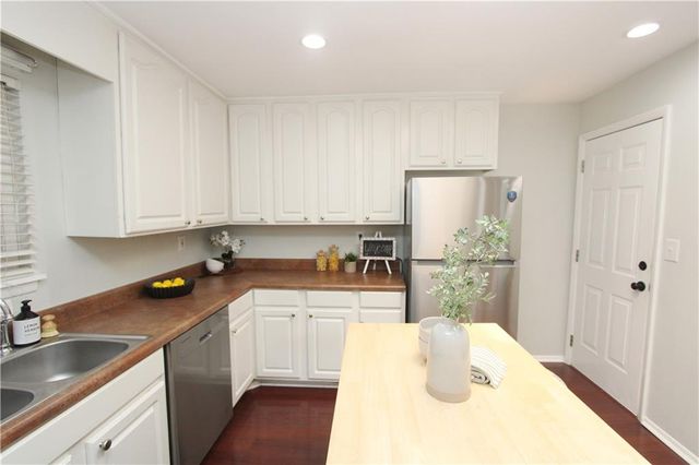 346 Carpenter Drive 75, Atlanta, GA 30328