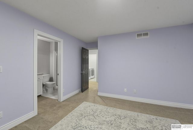 16626 Jones Street, Omaha, NE 68118