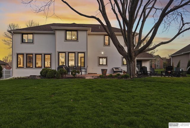 16626 Jones Street, Omaha, NE 68118