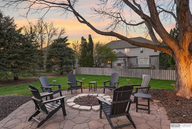 16626 Jones Street, Omaha, NE 68118