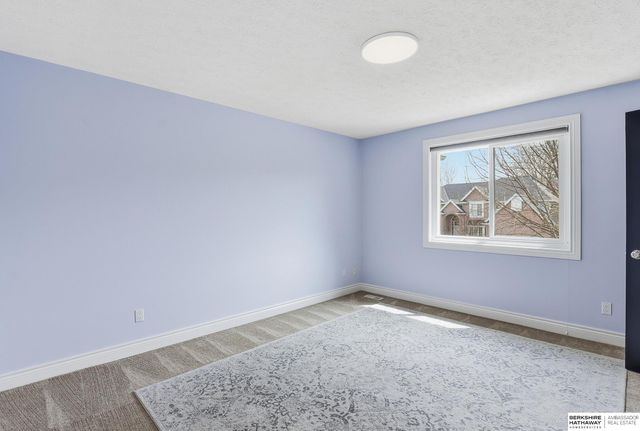 16626 Jones Street, Omaha, NE 68118