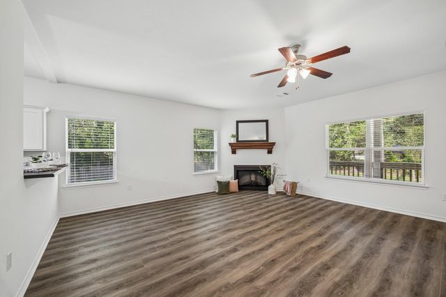11818 Beverly Drive, Houston, TX 77065