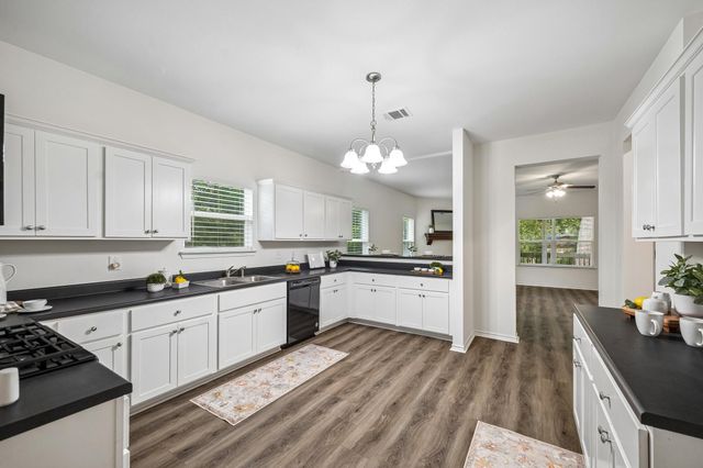 11818 Beverly Drive, Houston, TX 77065