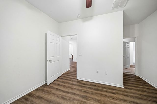 11818 Beverly Drive, Houston, TX 77065