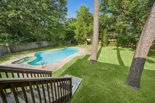 11818 Beverly Drive, Houston, TX 77065