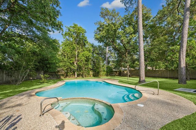 11818 Beverly Drive, Houston, TX 77065