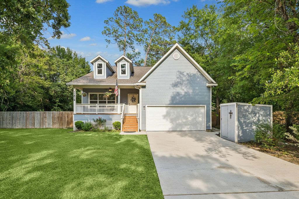 11818 Beverly Drive, Houston, TX 77065