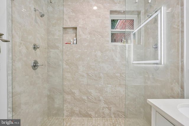 1345 V ST NW, Washington, DC 20009