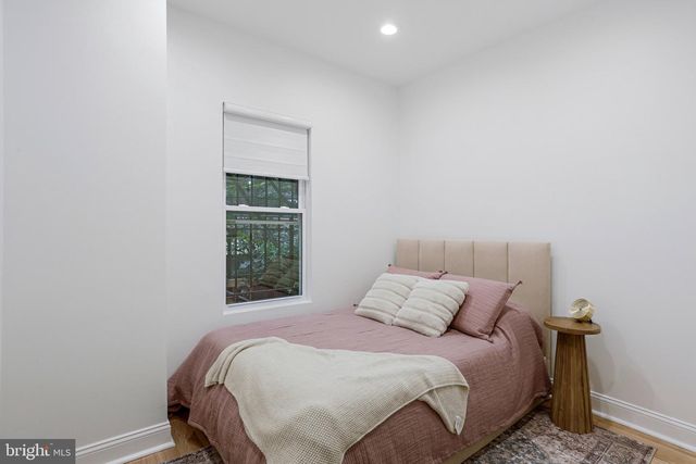 1345 V ST NW, Washington, DC 20009