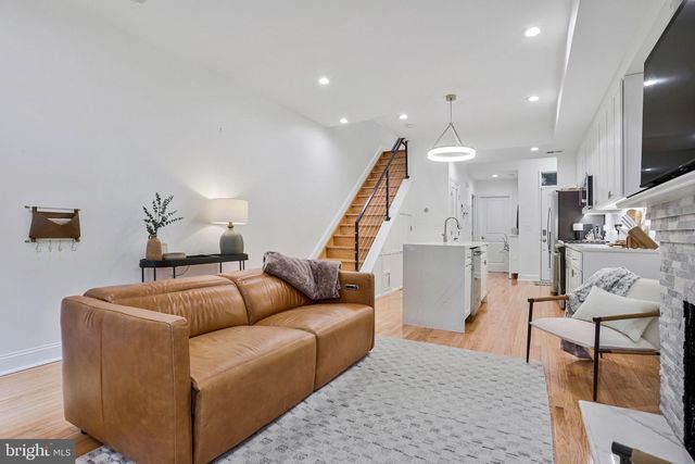 1345 V ST NW, Washington, DC 20009