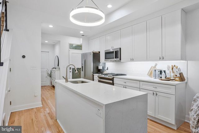 1345 V ST NW, Washington, DC 20009