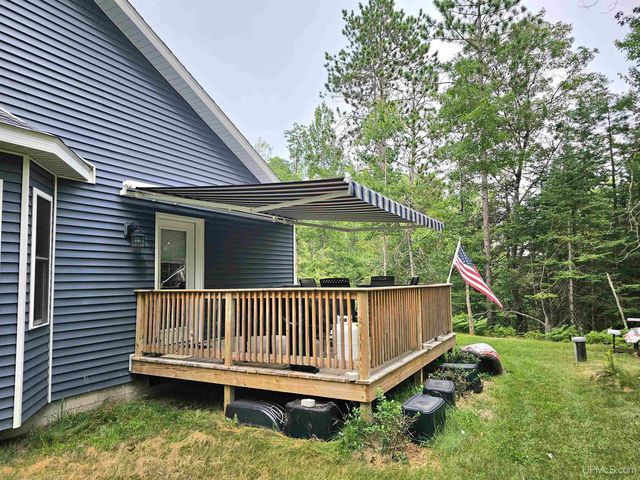 9157 Co Rd 513 Road, Rapid River, MI 49878