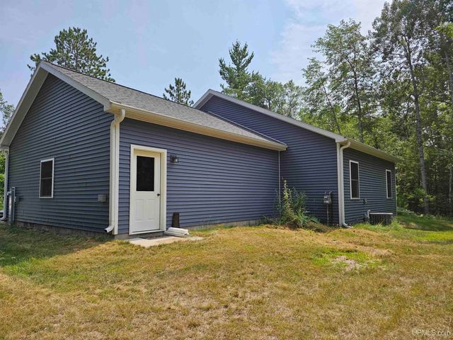 9157 Co Rd 513 Road, Rapid River, MI 49878