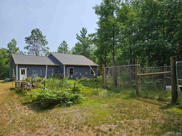 9157 Co Rd 513 Road, Rapid River, MI 49878