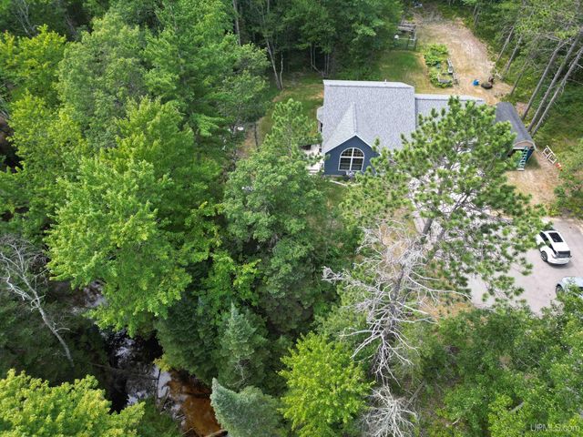 9157 Co Rd 513 Road, Rapid River, MI 49878