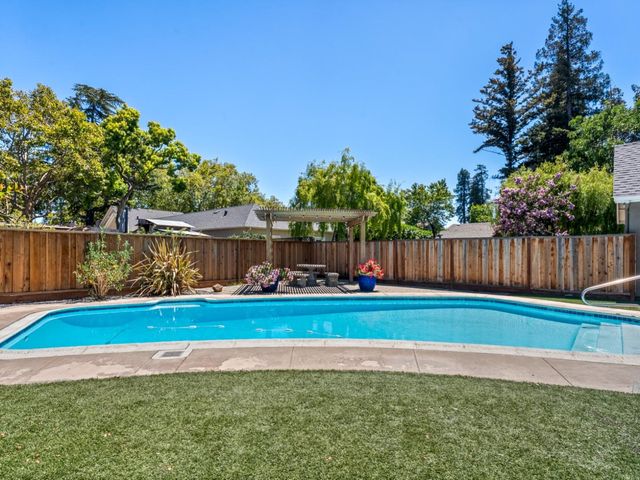 1526 Mcdaniel Avenue, San Jose, CA 95126