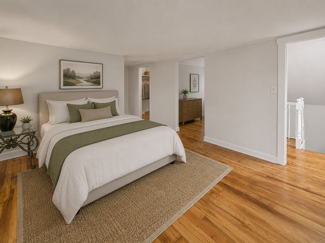 423 S Center Street, Bensenville, IL 60106