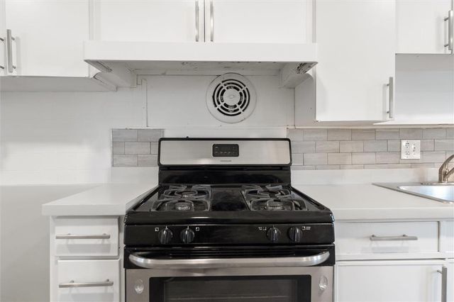 1056 Washington Street, Easton, PA 18042