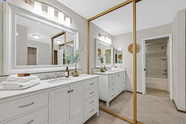 2476 Wimbledon Ln, San Leandro, CA 94577