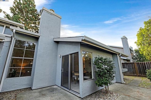 2476 Wimbledon Ln, San Leandro, CA 94577