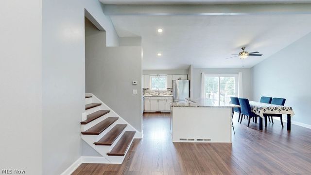2786 Silverdale Drive, Norton, OH 44203