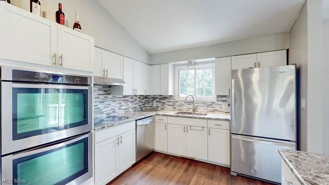 2786 Silverdale Drive, Norton, OH 44203