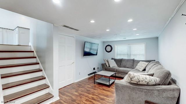 2786 Silverdale Drive, Norton, OH 44203