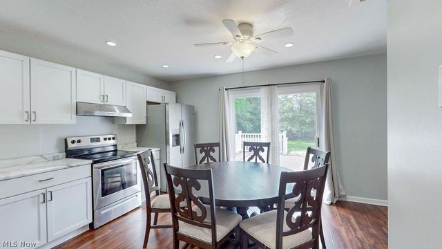 2786 Silverdale Drive, Norton, OH 44203