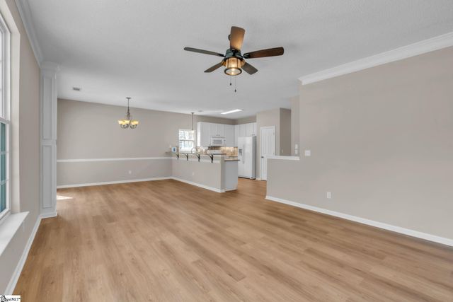 10 Hessell Court, Greer, SC 29650