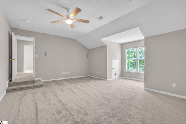 10 Hessell Court, Greer, SC 29650