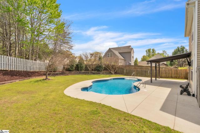 10 Hessell Court, Greer, SC 29650