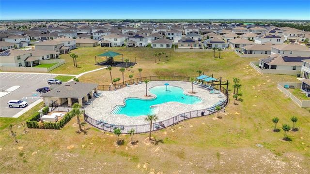 1539 ASPEN AVENUE, Davenport, FL 33837